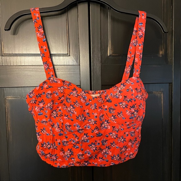 Band of Gypsies Tops - Floral bodice crop top